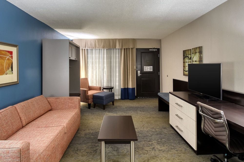 undefined Holiday Inn Hotel & Suites Atlanta Airport-North by IHG 4