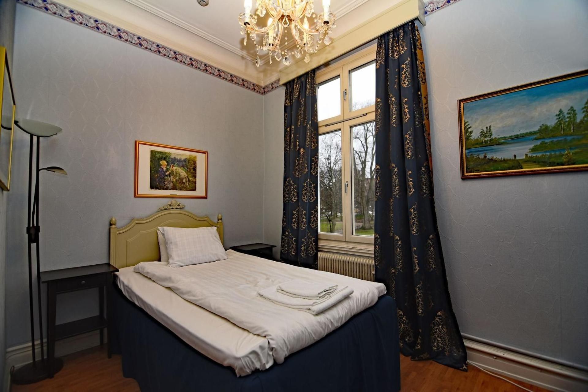 Economy Single Room