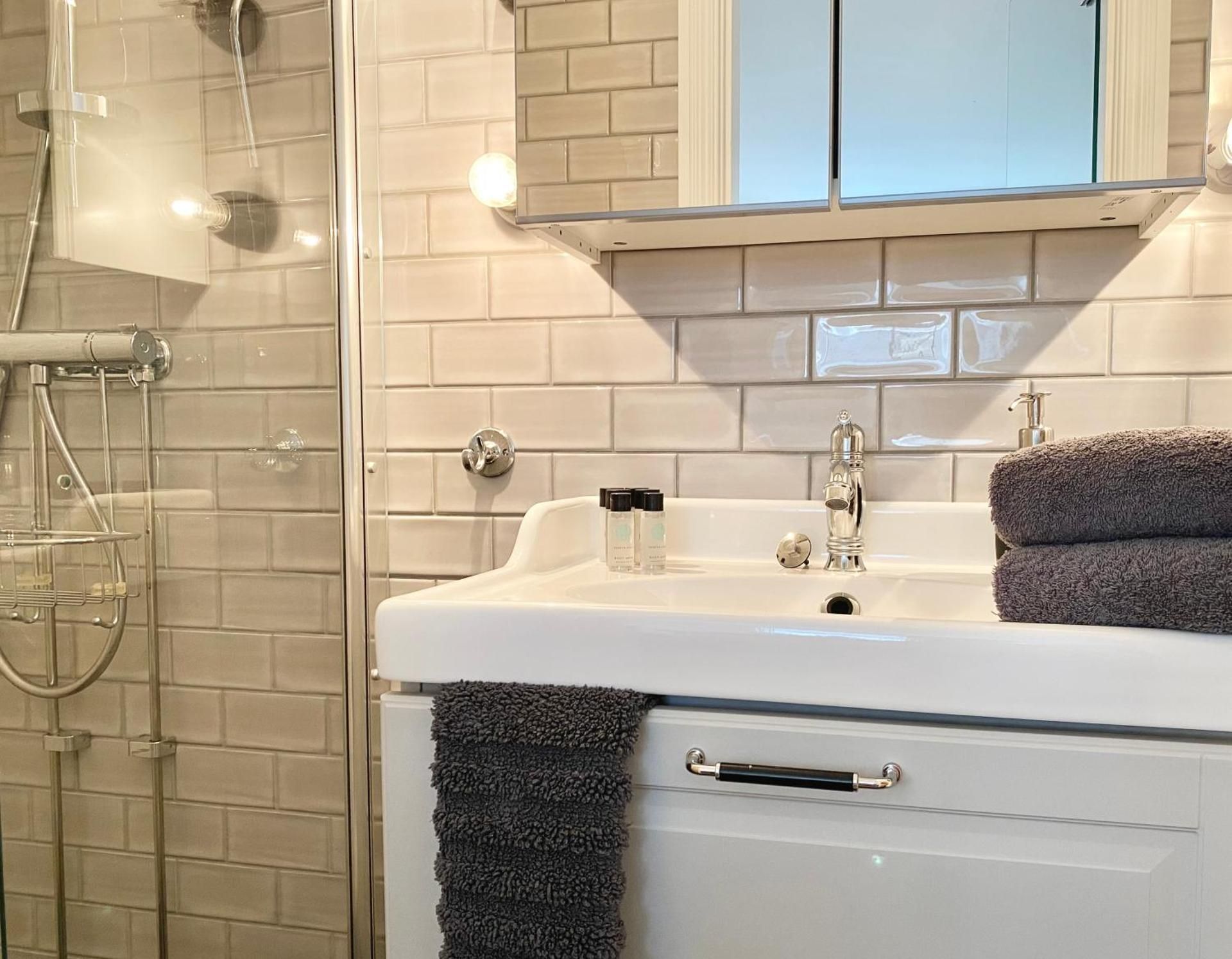 undefined WOW, Foreningsgatan 9 8