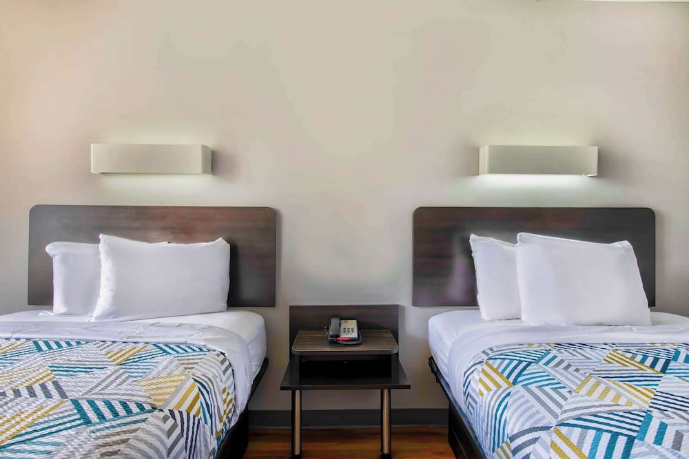 Motel 6 Conyers, GA Standard Room, 2 Double Beds, Non Smoking 3