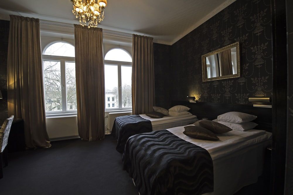 Stadshotellet Lidköping Superior Double Room 3