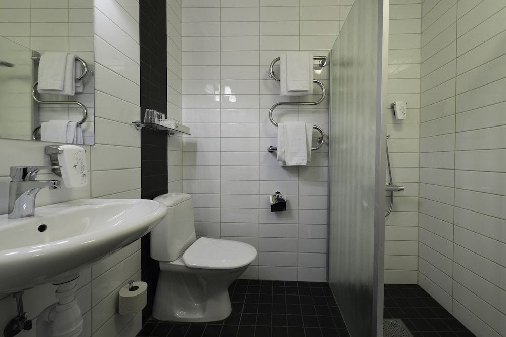 Stadshotellet Lidköping Superior Double Room 5