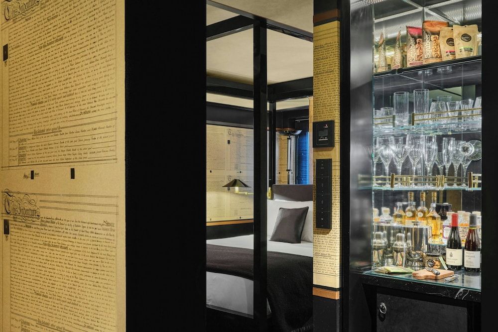 undefined Duxton Reserve Singapore, Autograph Collection 10