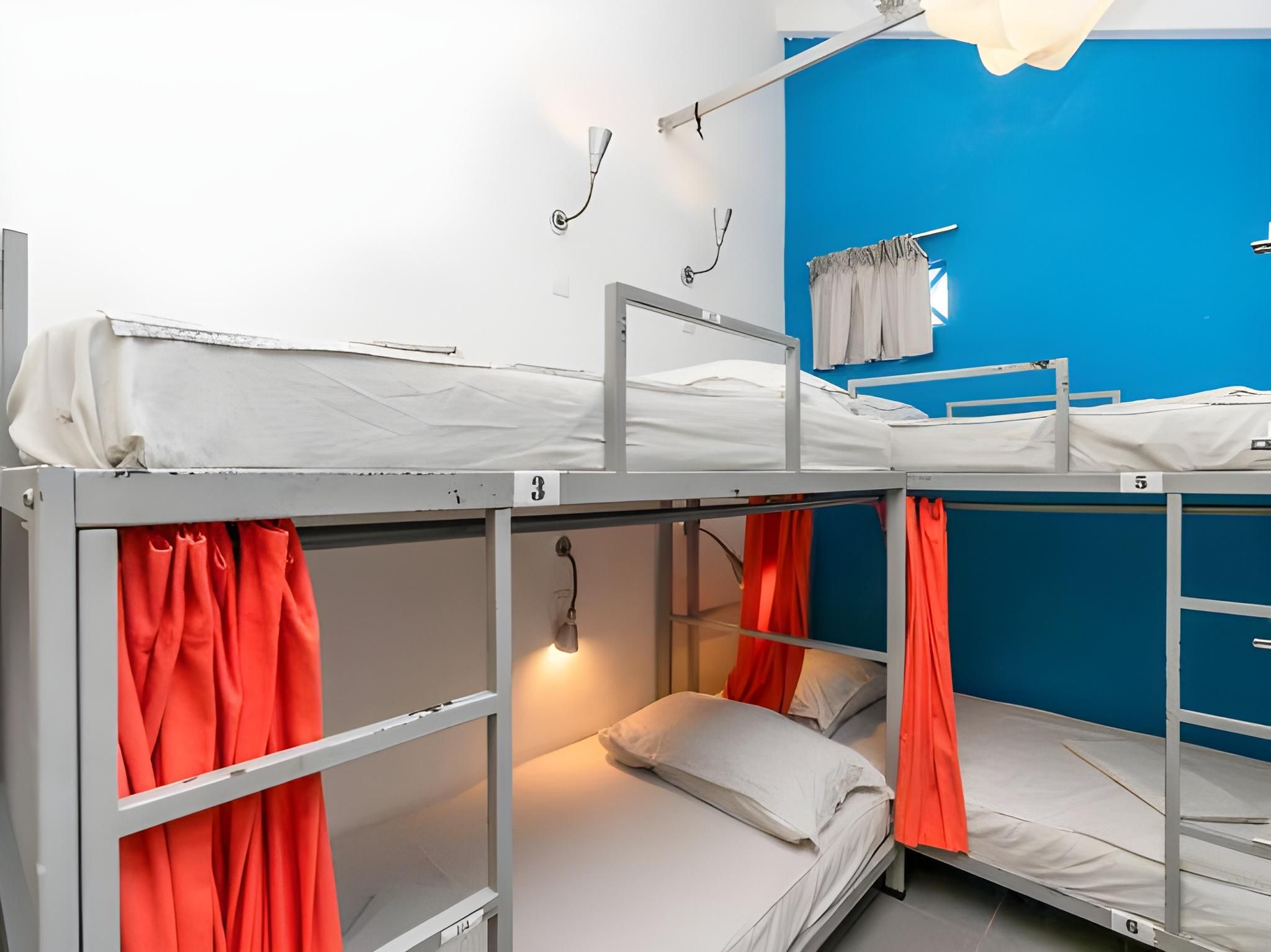 undefined Campbell Inn - Hostel 10