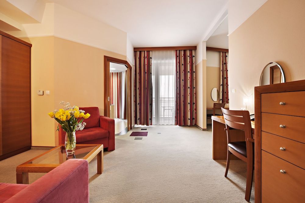 Hotel Livada Prestige - Sava Hotels & Resorts Suite, Balcony 8