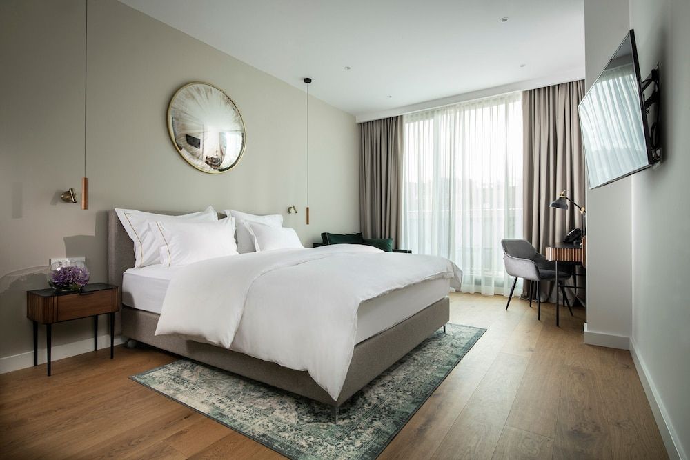 Deluxe Double Room, Terrace, City View