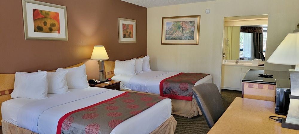Room, 2 Double Beds, Accessible, Non Smoking (Mobility Accessible)