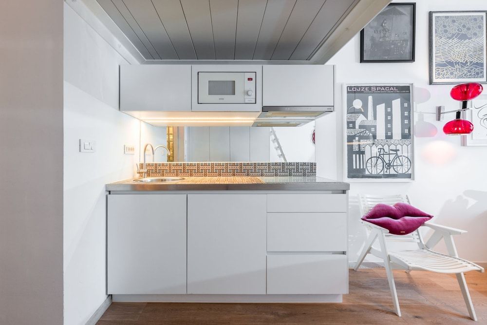 Tromostovje apartments Design Studio, River View (1st.floor) 7