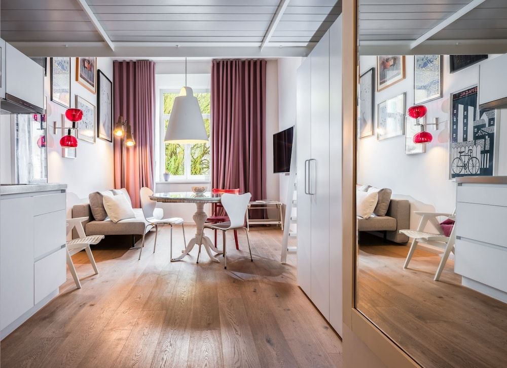 Tromostovje apartments Design Studio, River View (1st.floor) 8