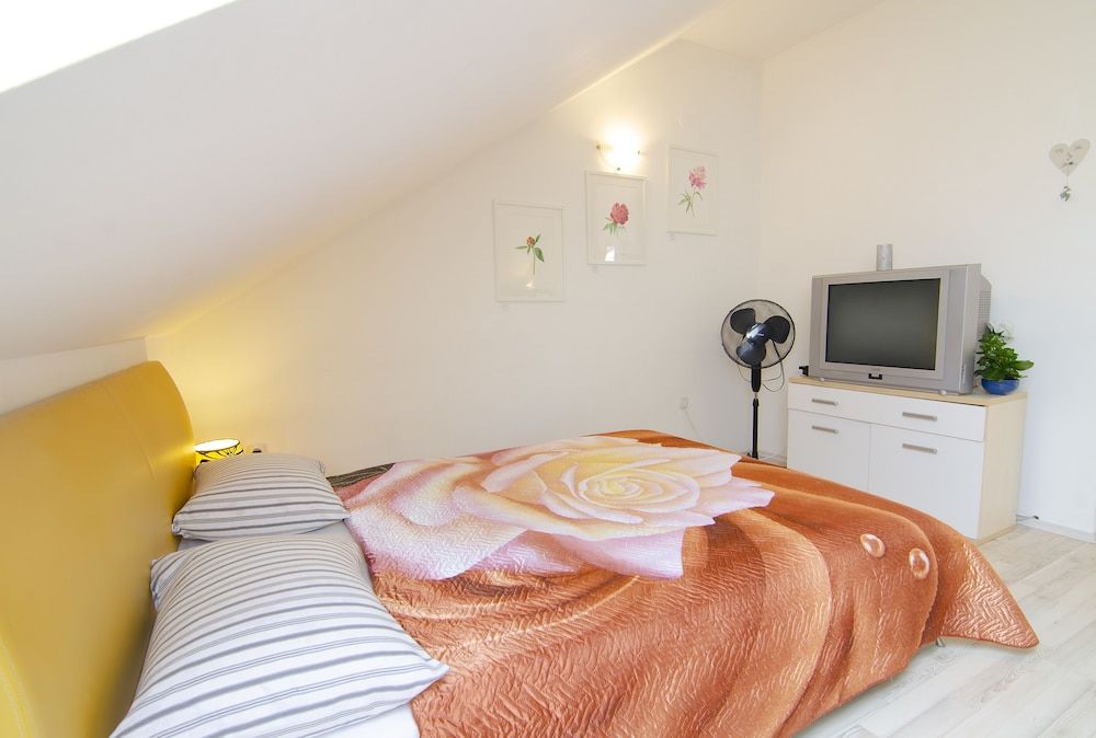 undefined Family Guesthouse GreenSLO 10