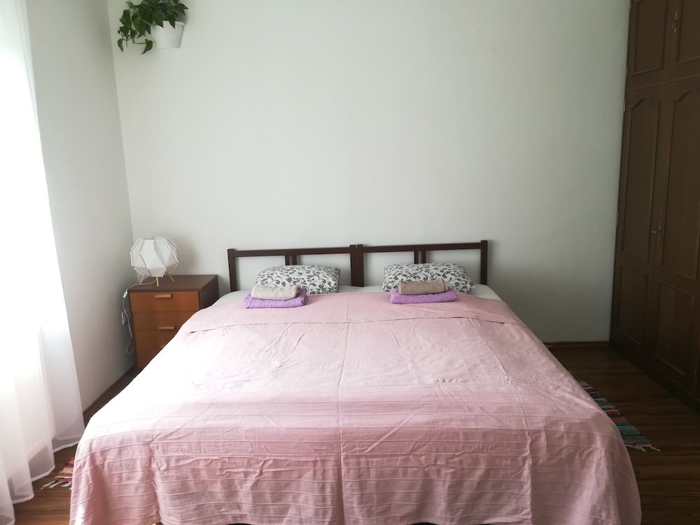 Family Guesthouse GreenSLO Quadruple Room, Shared Bathroom 2