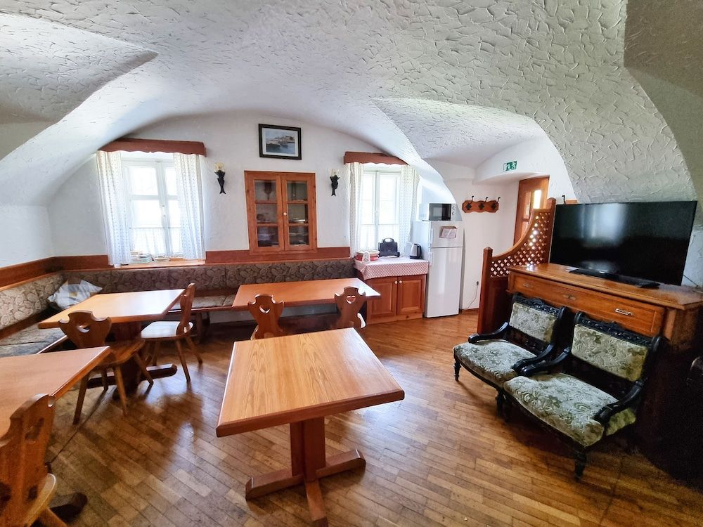 B&B Pod Skalo Family Quadruple Room, 6 Bedrooms 11