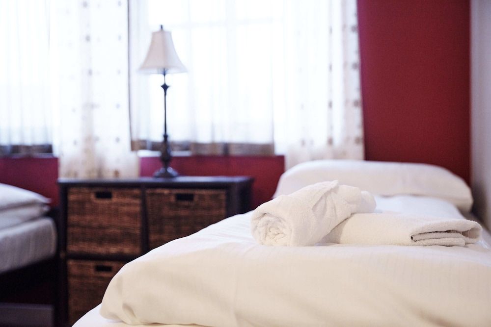 Mary-Ann's Polarrigg Quadruple Room ( Annex) 2