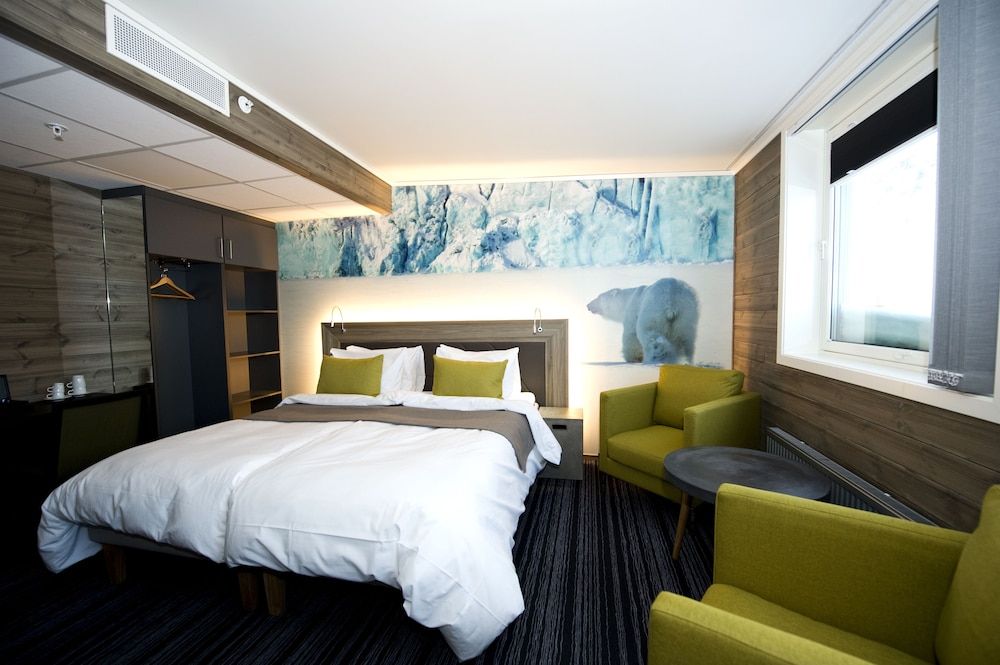 undefined Svalbard Hotell - Polfareren 2