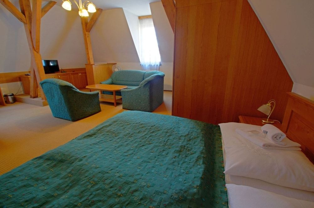 Hotel U Leva Apartment, 2 Bedrooms 2