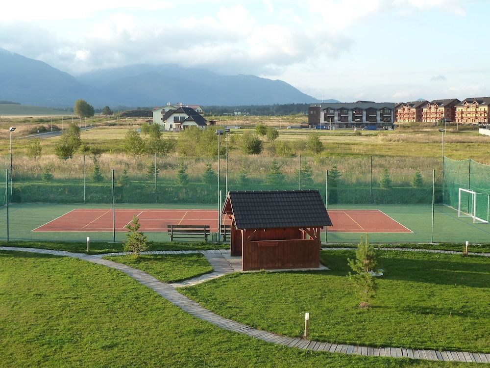 Tennis Court