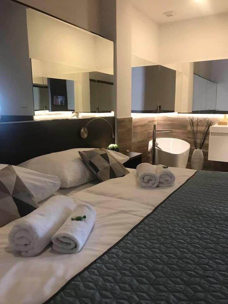 Hotel Centrum Superior Apartment 4