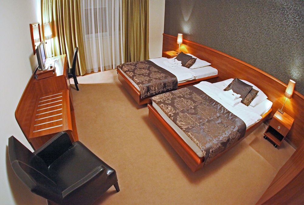 Hotel Centrum Business Double or Twin Room 2