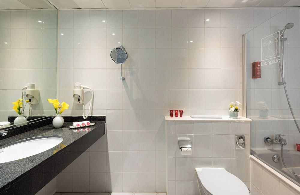 Leonardo Hotel Düsseldorf Airport Ratingen Comfort Room 11