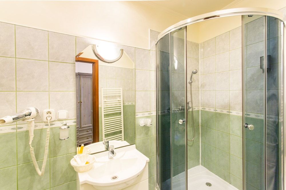 GOLDEN ROYAL Boutique hotel & Spa Standard Single Room 2