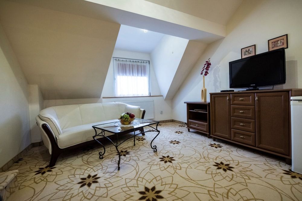 GOLDEN ROYAL Boutique hotel & Spa Deluxe Double or Twin Room, 1 Bedroom 25