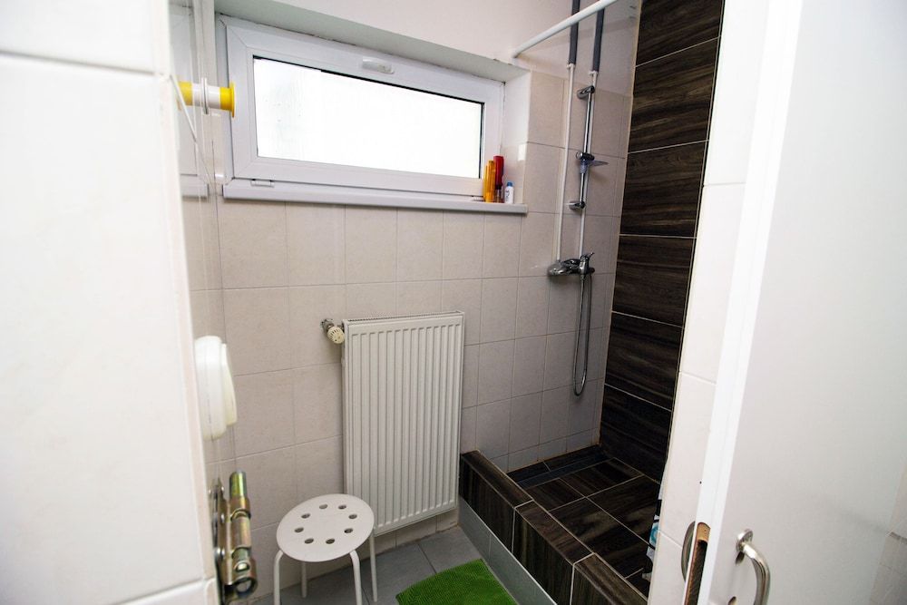 Nitra Glycerin Hostel Dormitorio condiviso, Uomini 6