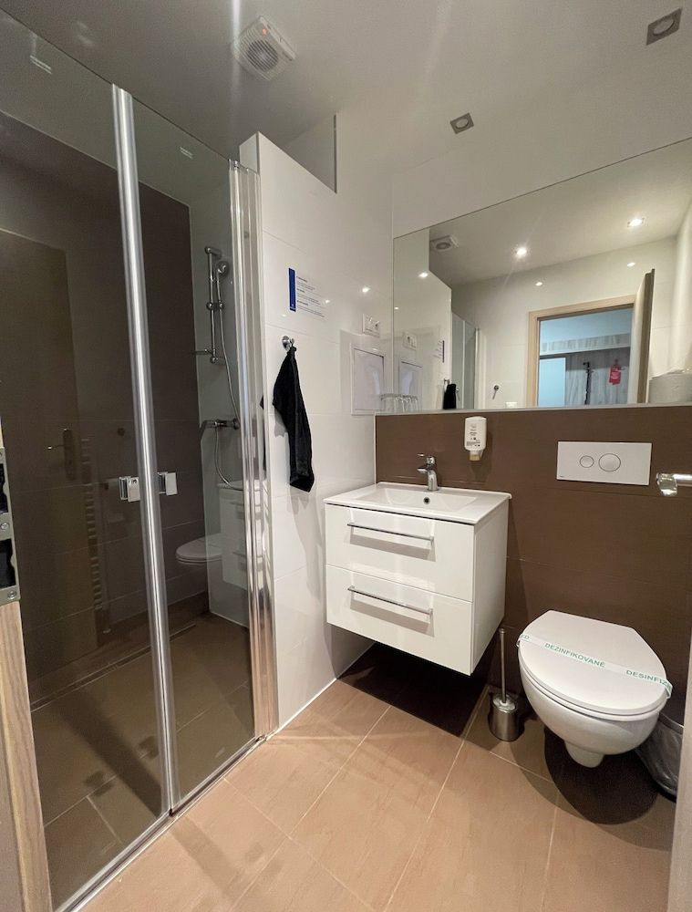 Hotel Spectrum Premium Double or Twin Room, 1 Bedroom 11