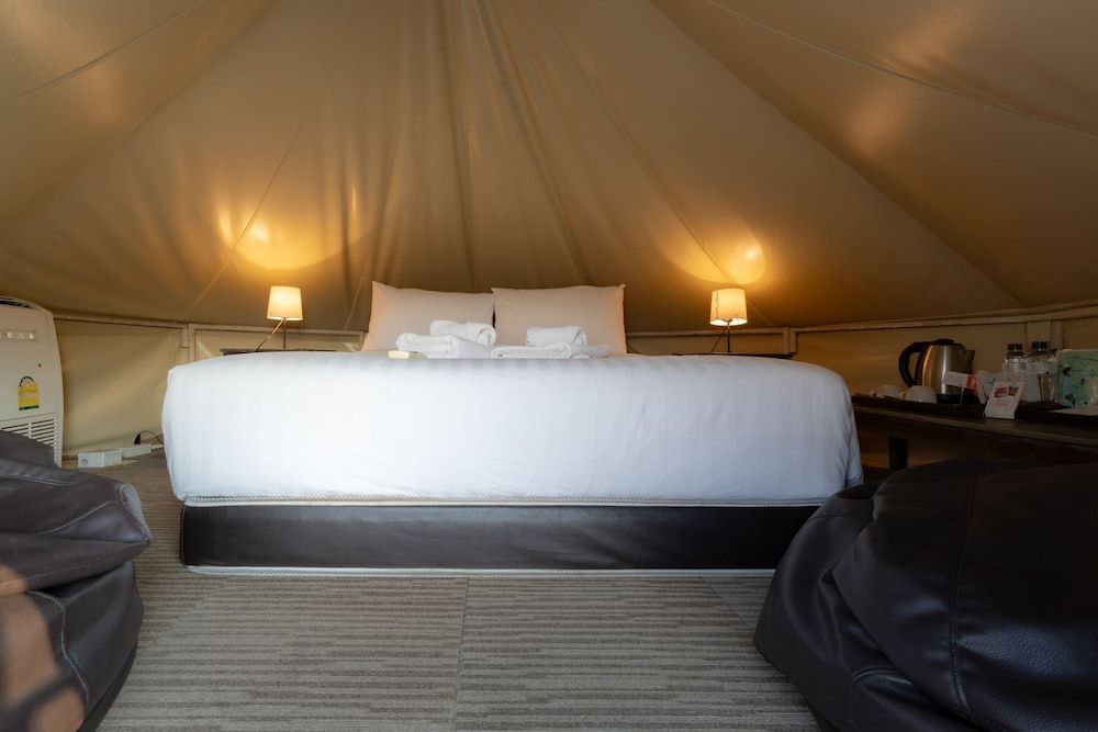 Chiangkhan River Green Hill Mekong Deluxe Tent 2