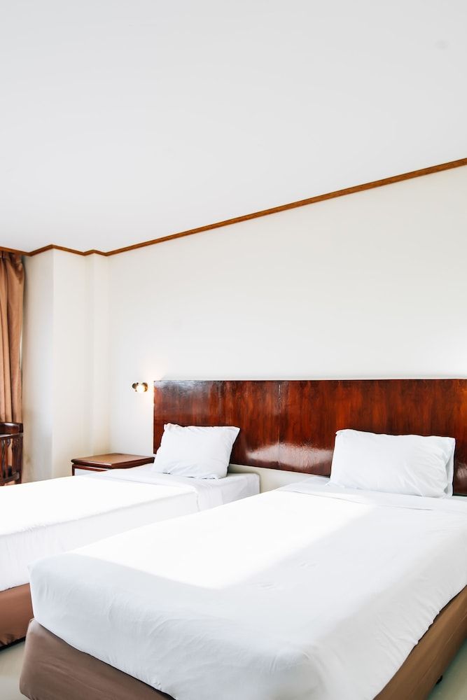 Sinkiat Thani Hotel Standard Double or Twin Room, 1 Double or 2 Twin Beds 10