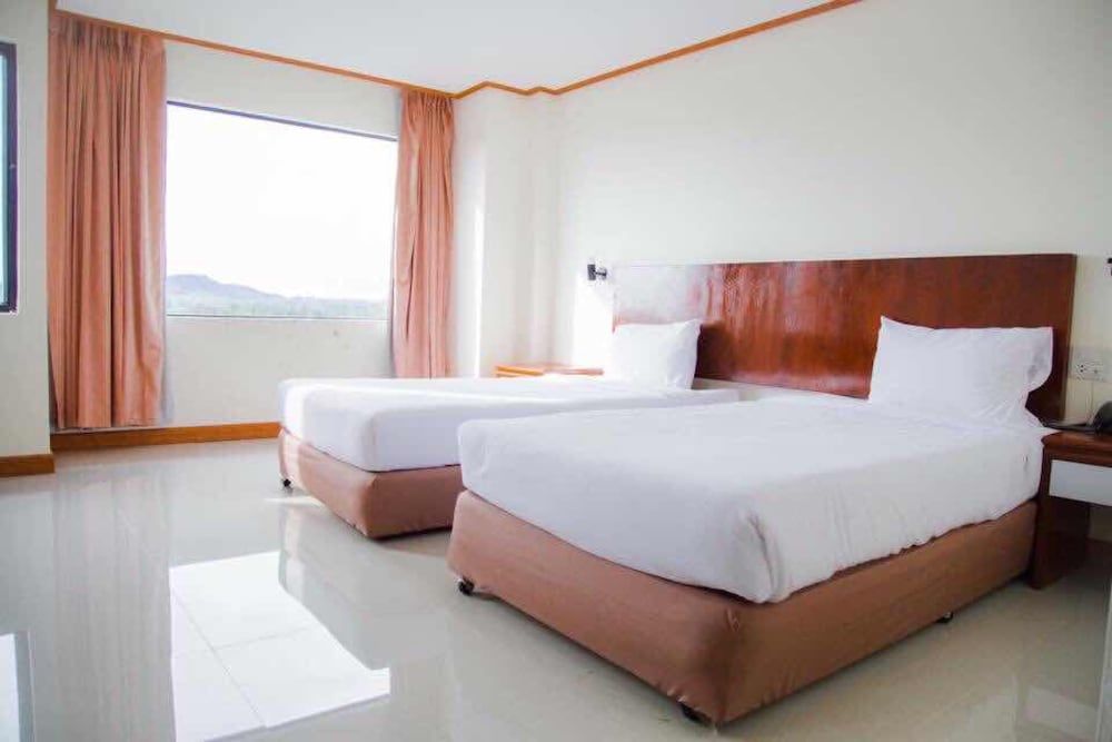 Sinkiat Thani Hotel Standard Double or Twin Room, 1 Double or 2 Twin Beds 2