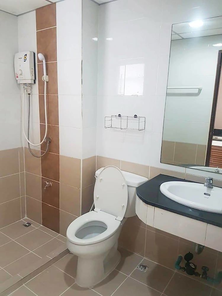 Mok Mek 72 Studio 15