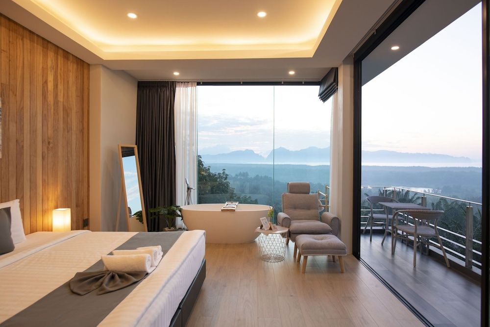 Ao Luek Panoramic Pool Villa Deluxe Room, Sea View 40