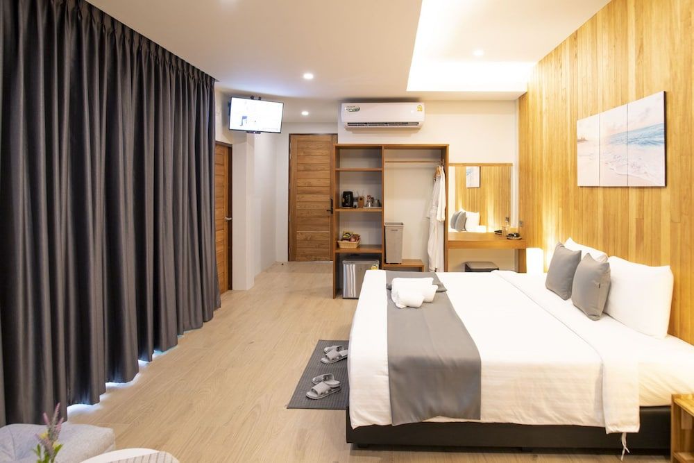 Ao Luek Panoramic Pool Villa Deluxe Room, Sea View 4