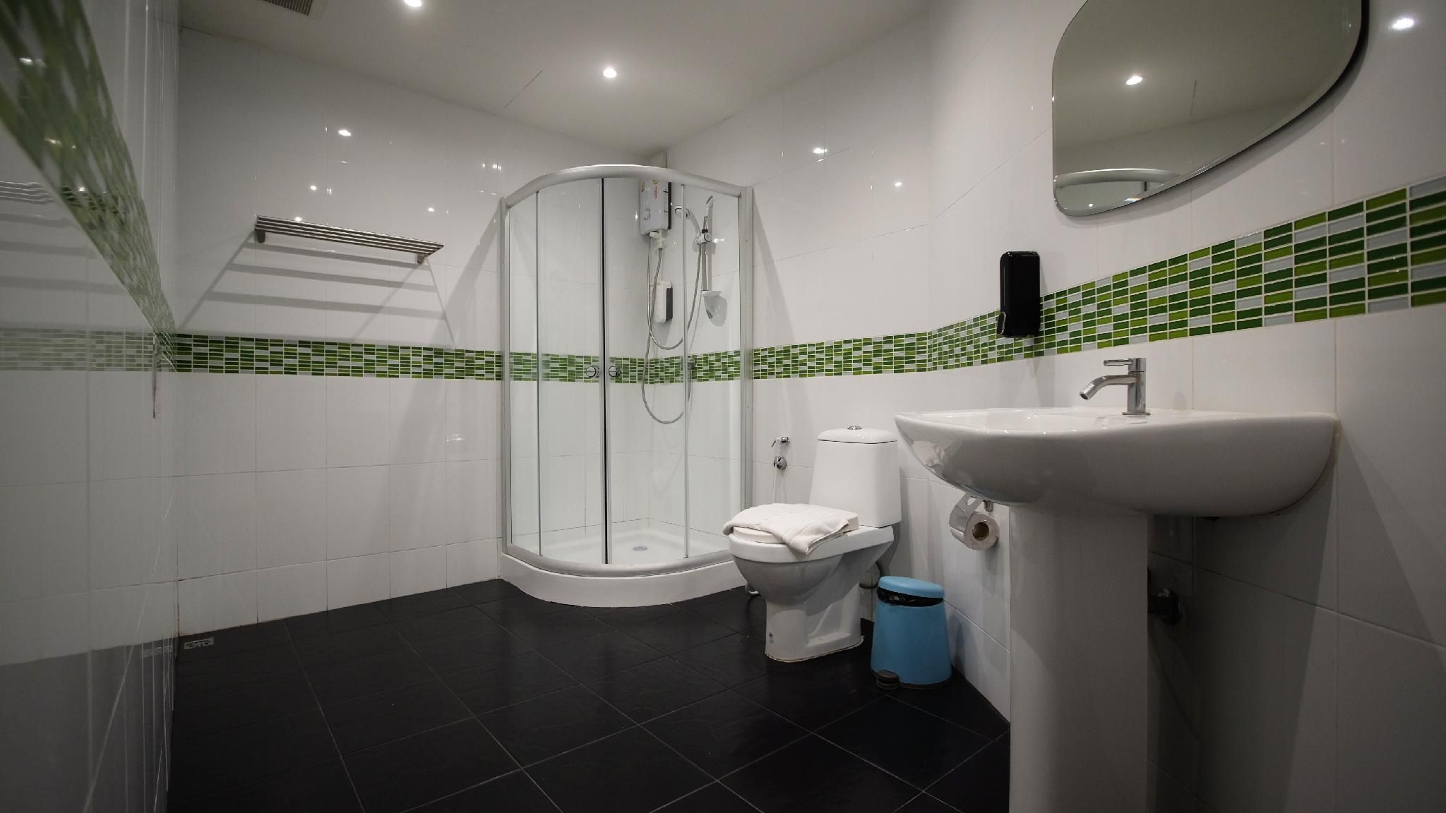 undefined Resort V - MRT Huai Khwang 7