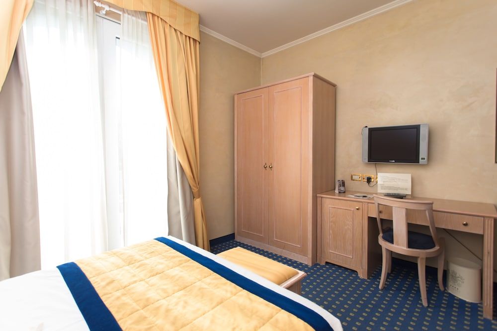 Comfort Double or Twin Room
