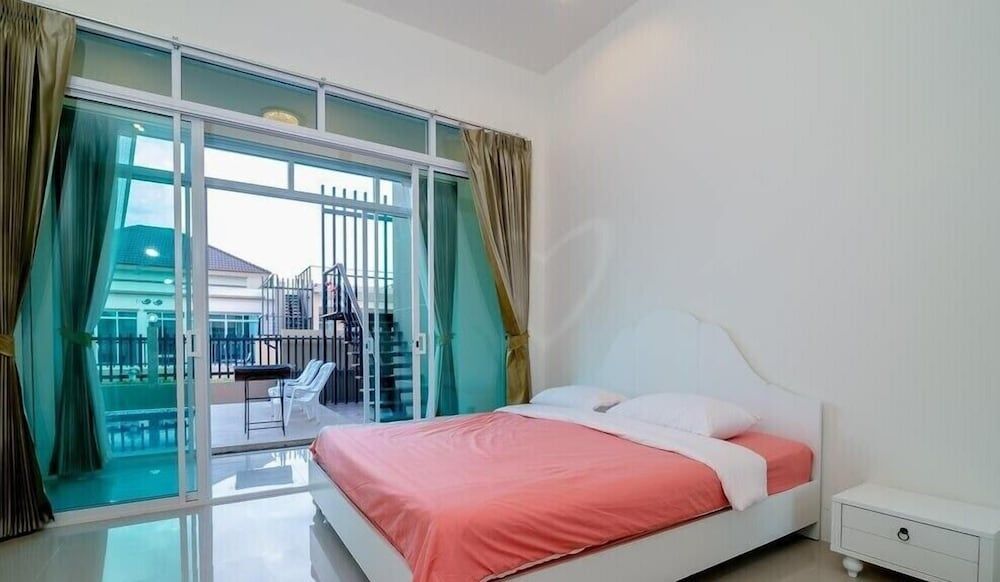 So Cool Pool Villa Three Bedrooms Private Pool Villa 4