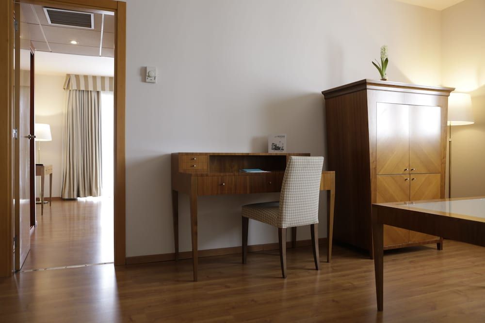 Avenida Hotel Almería Junior Suite (Single Use) 16