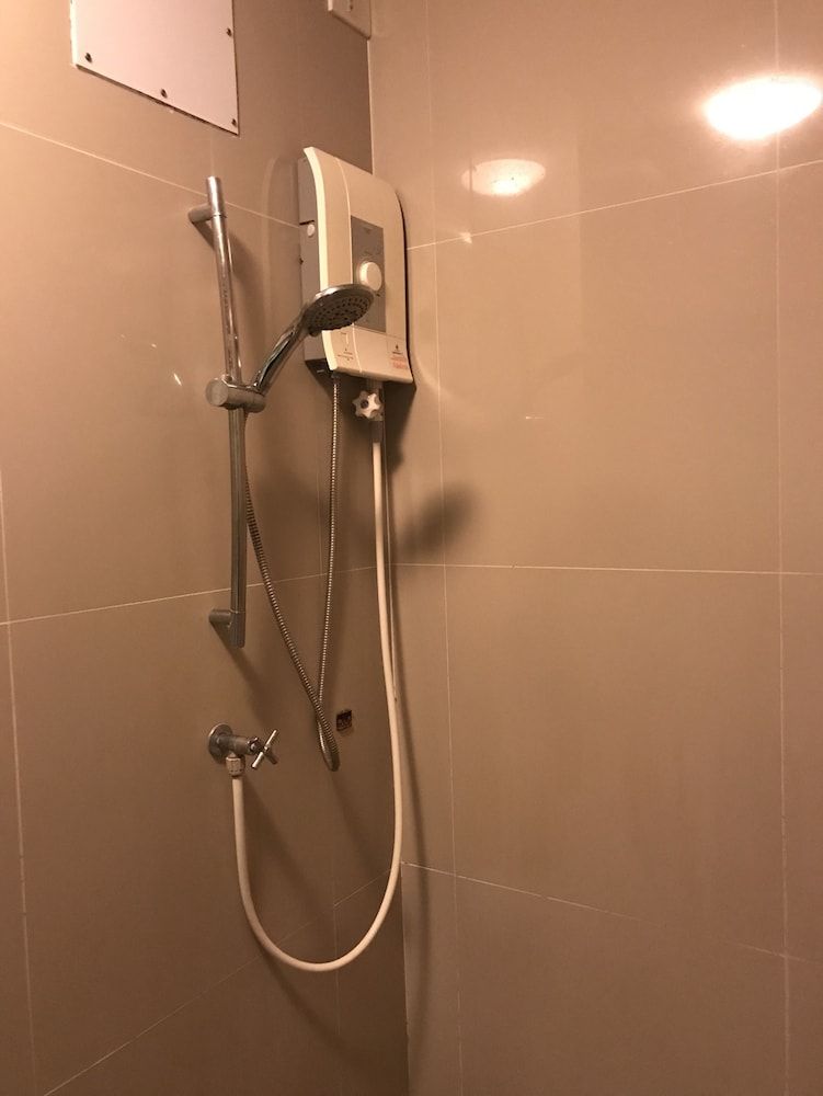 Ton Thong Resort Hotel Standard Double Room 3