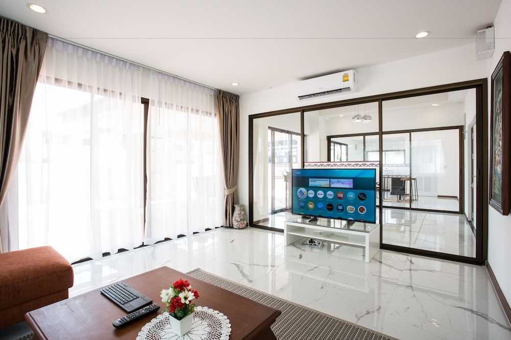 undefined The Suites Apartment & Residence Phuket 2