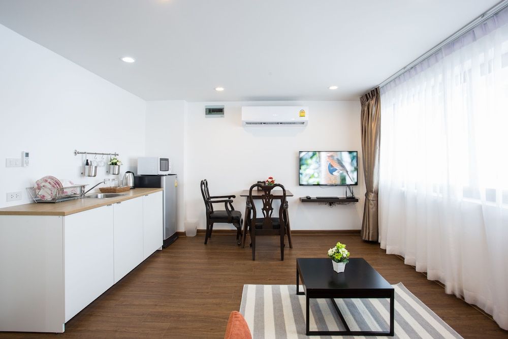 The Suites Apartment & Residence Phuket City Studio, 1 Double Bed, City View 7