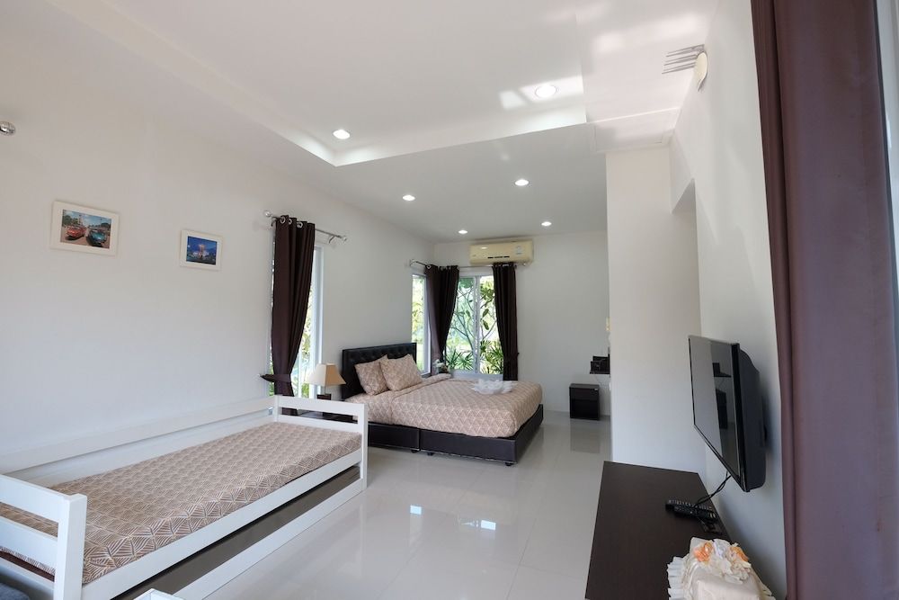 Yokyor Resort Standard Room 13