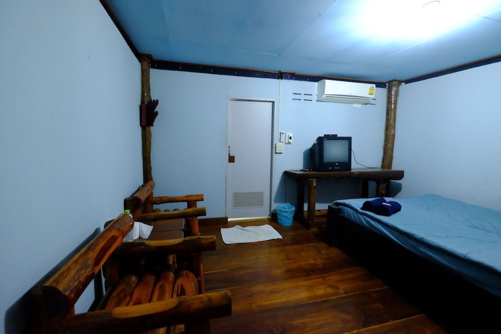 Banputawan Guesthouse Standard Double Room 4