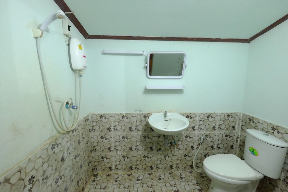 Banputawan Guesthouse Standard Twin Room 10