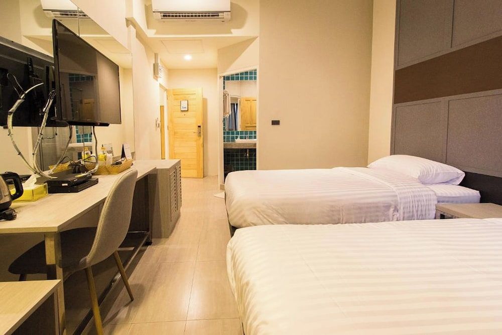 undefined Lazy Sunday Hostel 3