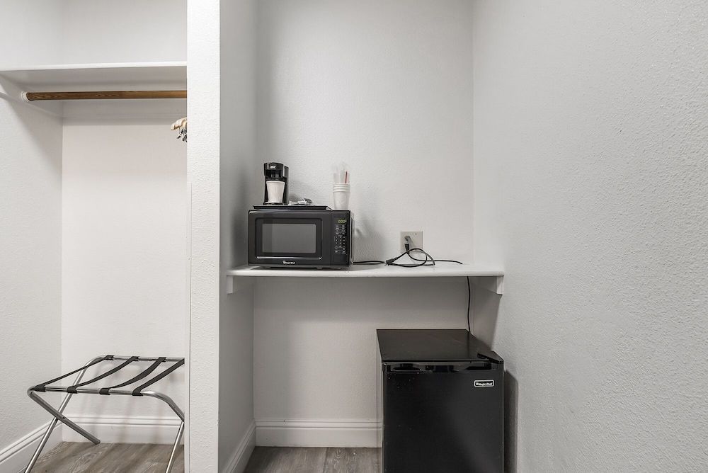 Heritage Inn Express Chico Standard Room, 2 Double Beds 4