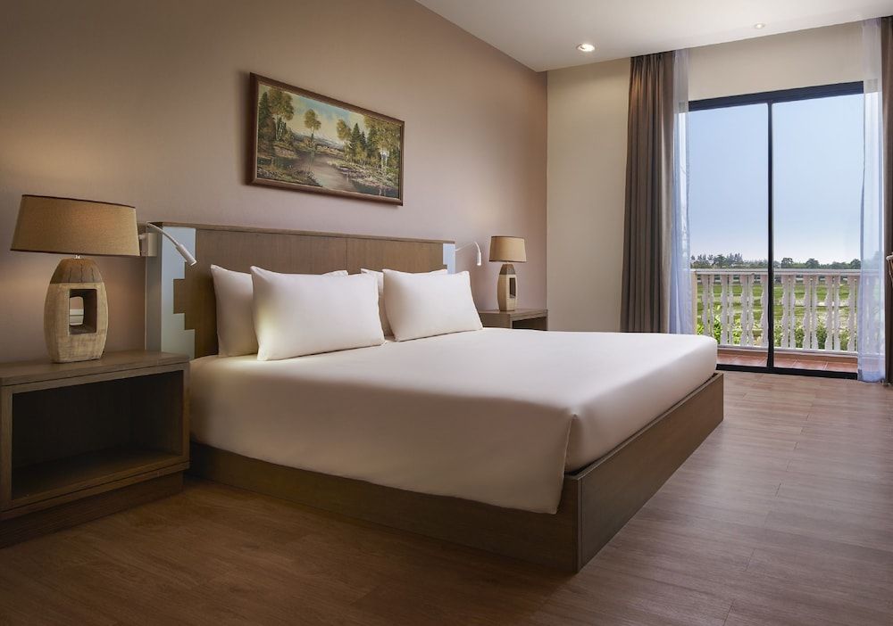 Superior Room, 1 King Bed