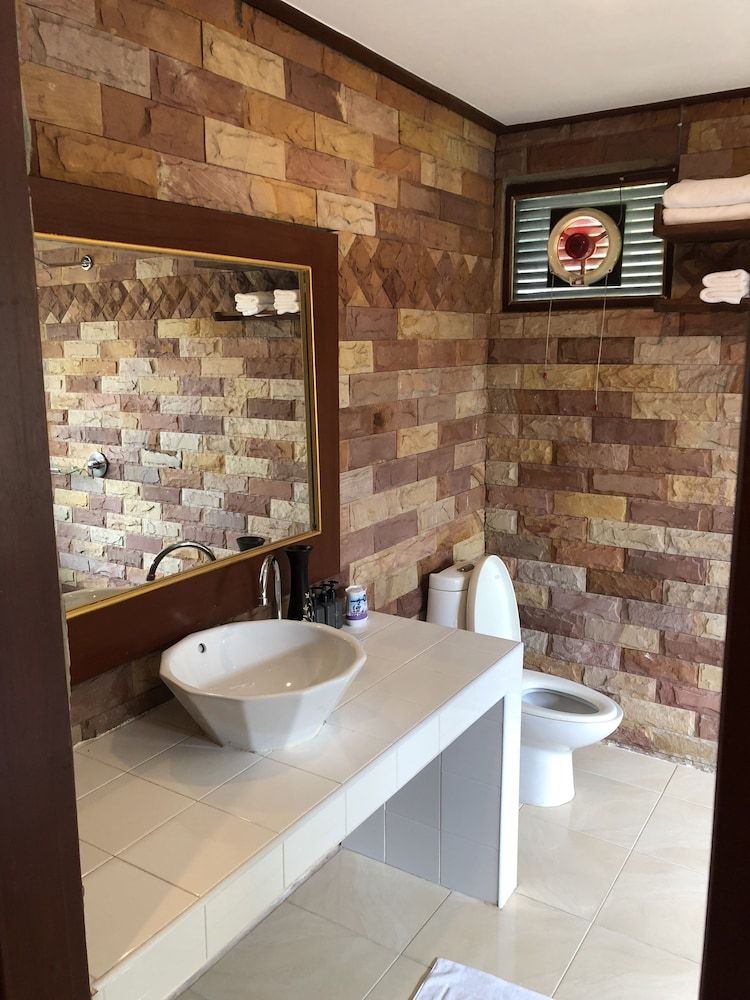 Achawalai Residence Village Panoramic Villa, 2 Bedrooms, 2 Bathrooms, Garden View 18