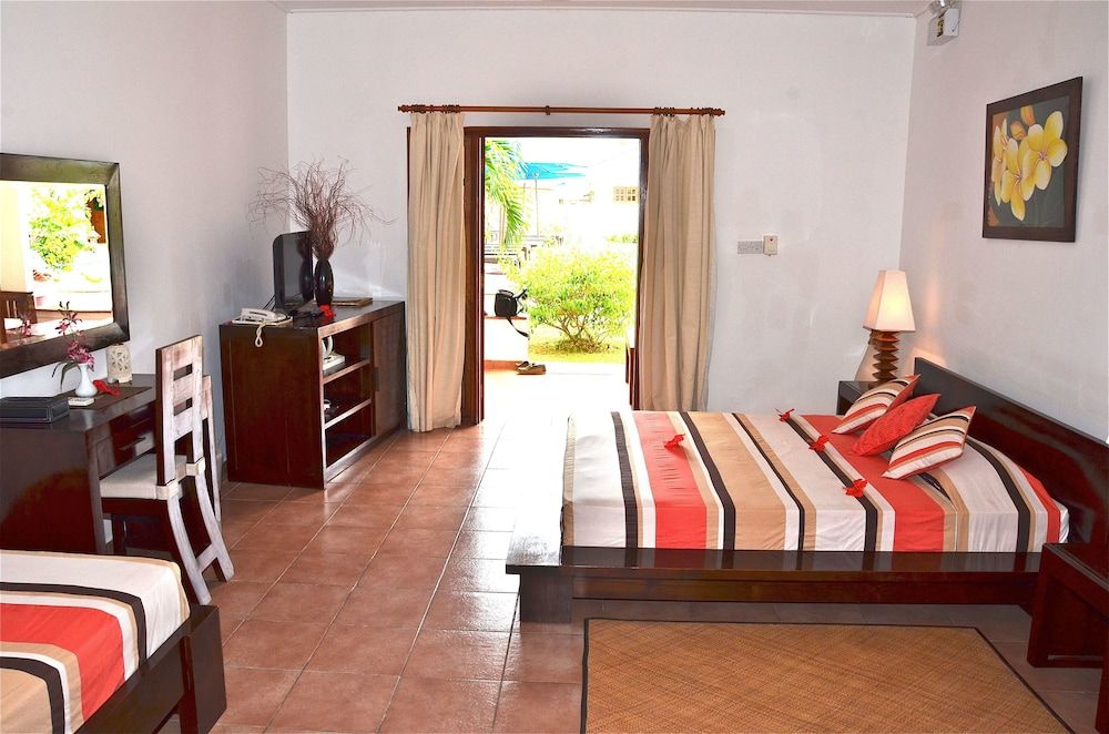 The Britannia Hotel Superior Double Room 3