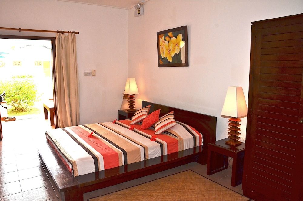 The Britannia Hotel Superior Double Room 4