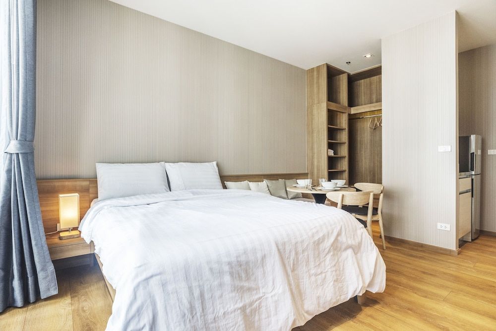 undefined Park 24 by Favstay 9